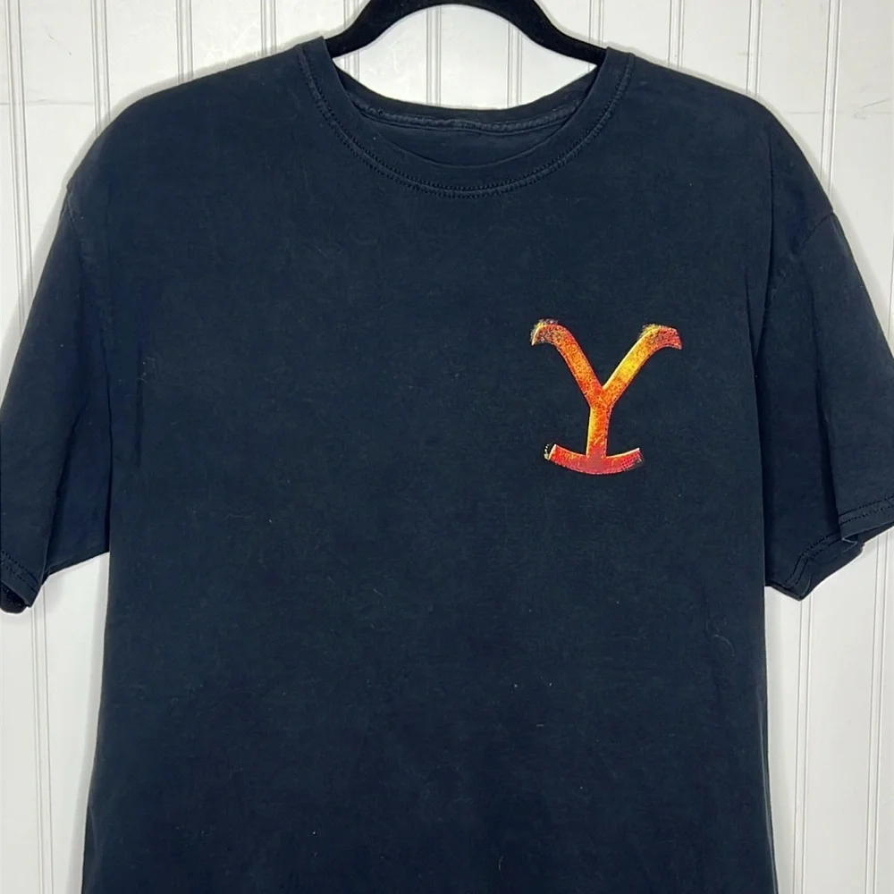 - Yellowstone Dutton Ranch T Shirt Size Large - Picture 4 of 6